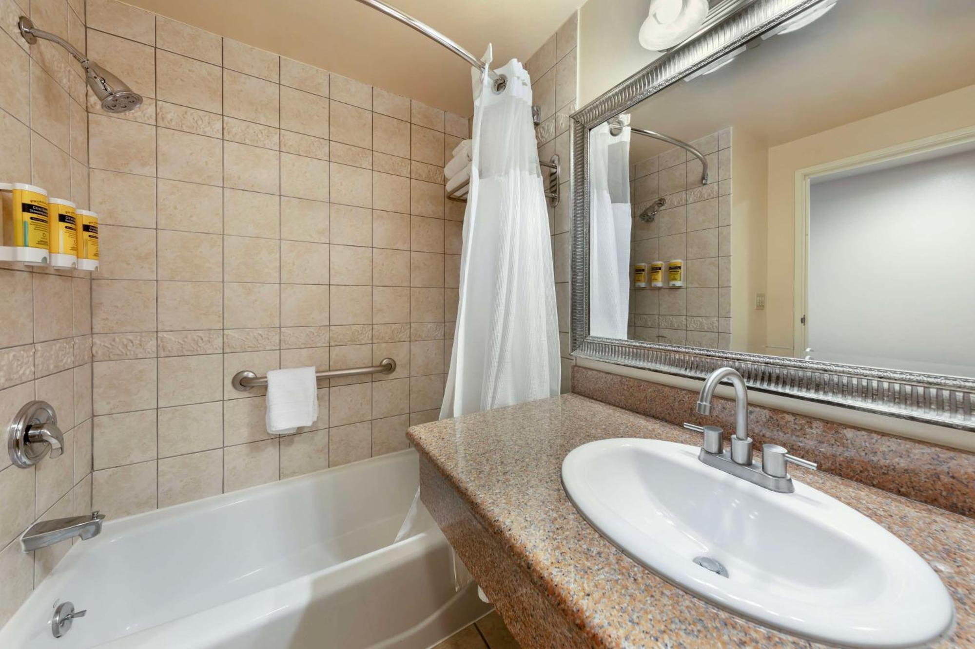 Best Western Plus Country Park Hotel Tehachapi Dış mekan fotoğraf