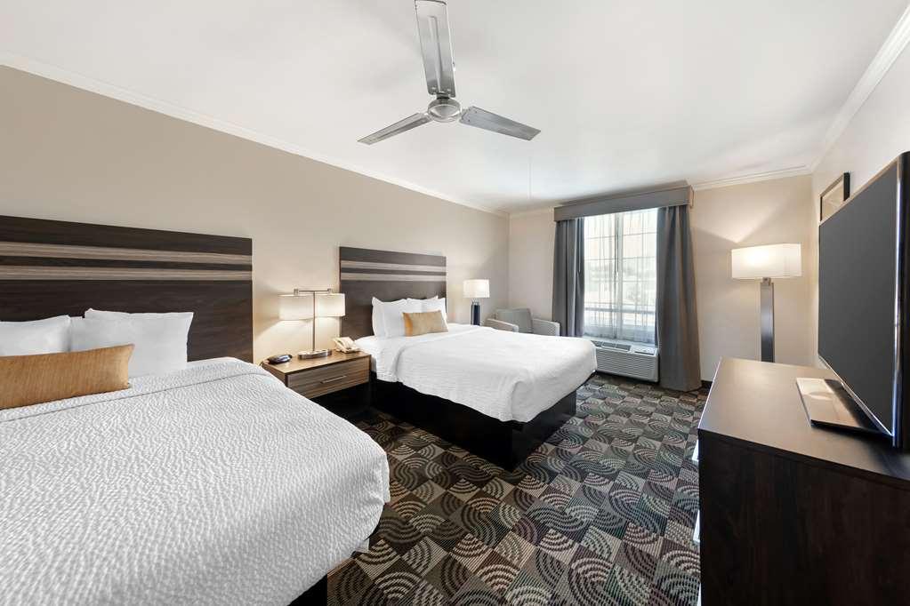 Best Western Plus Country Park Hotel Tehachapi Oda fotoğraf
